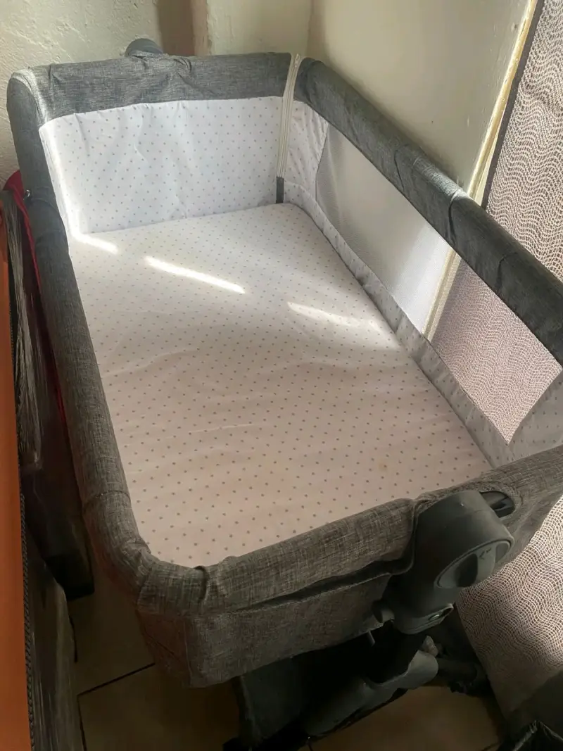 Cuna corral de bebé gris - 4