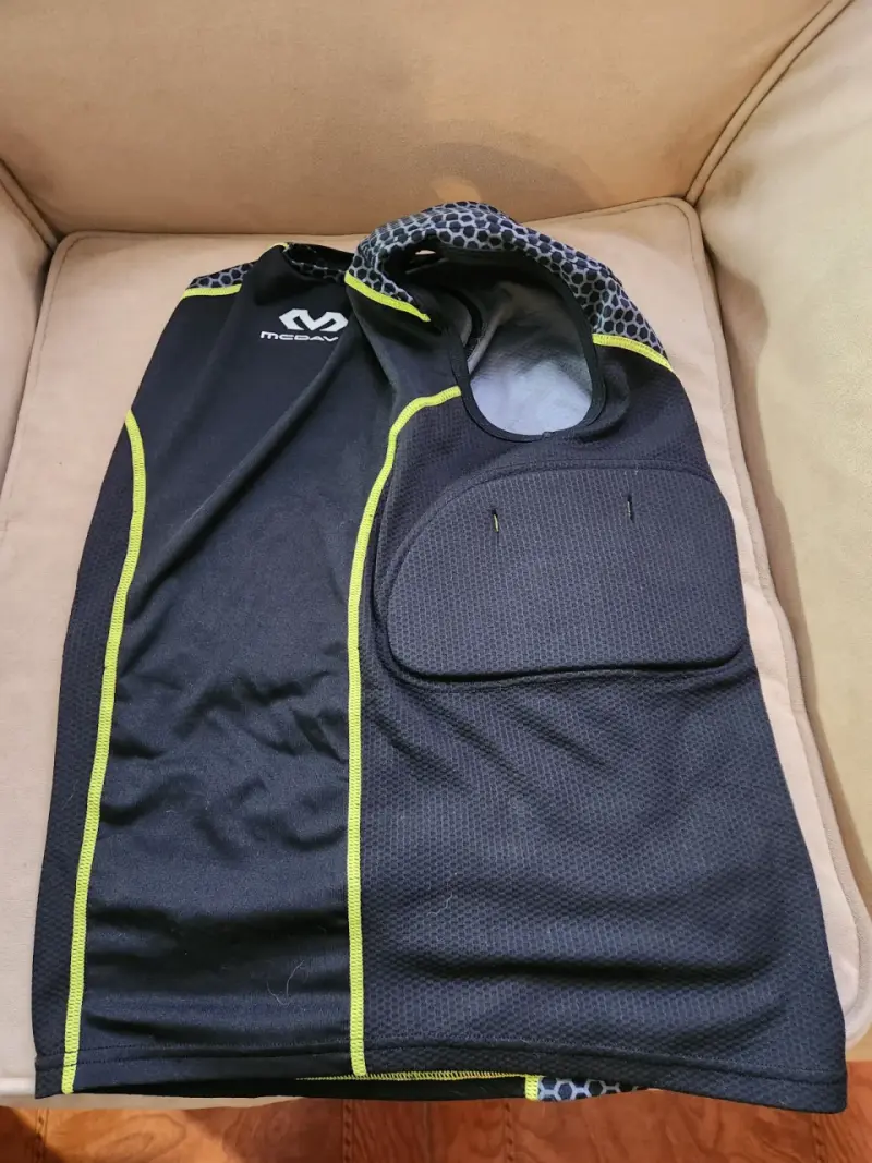 Chaleco protector McDavid negro - 1