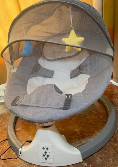 Silla mecedora para bebé - miniatura 3