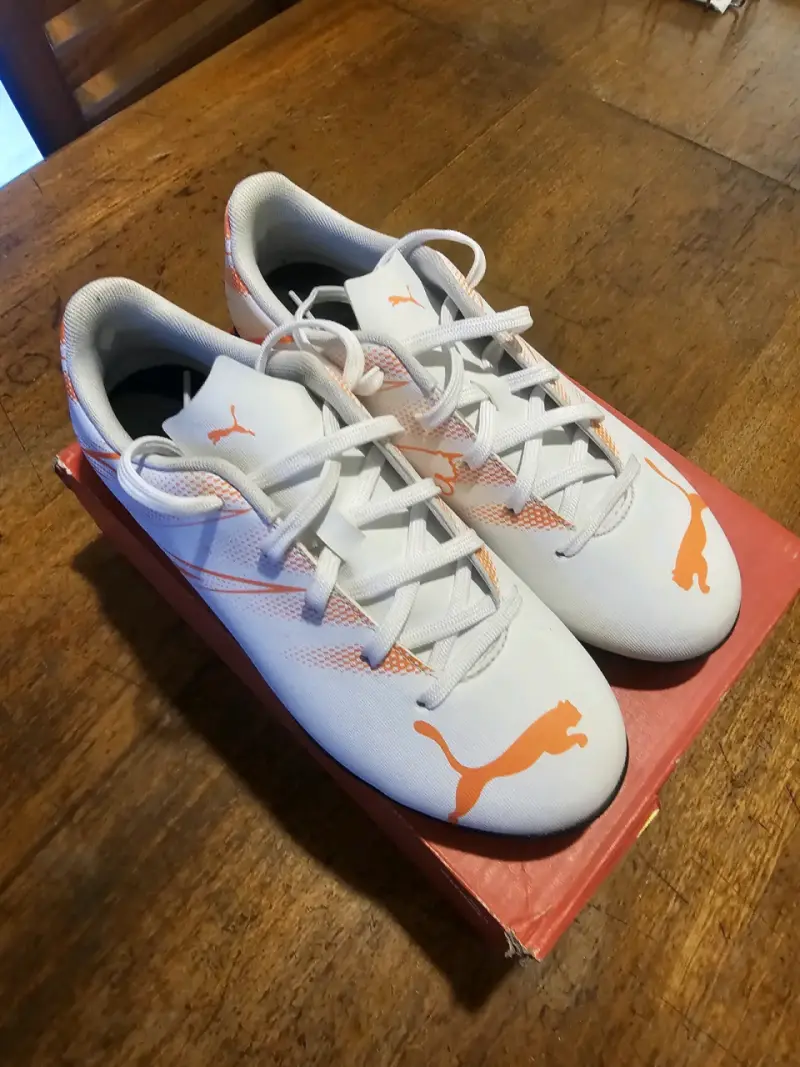 Zapatillas deportivas blancas Puma - 1