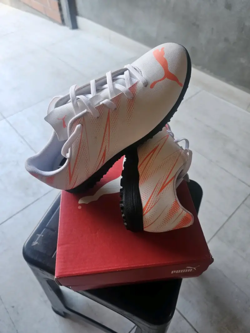 Zapatillas deportivas blancas Puma - 3
