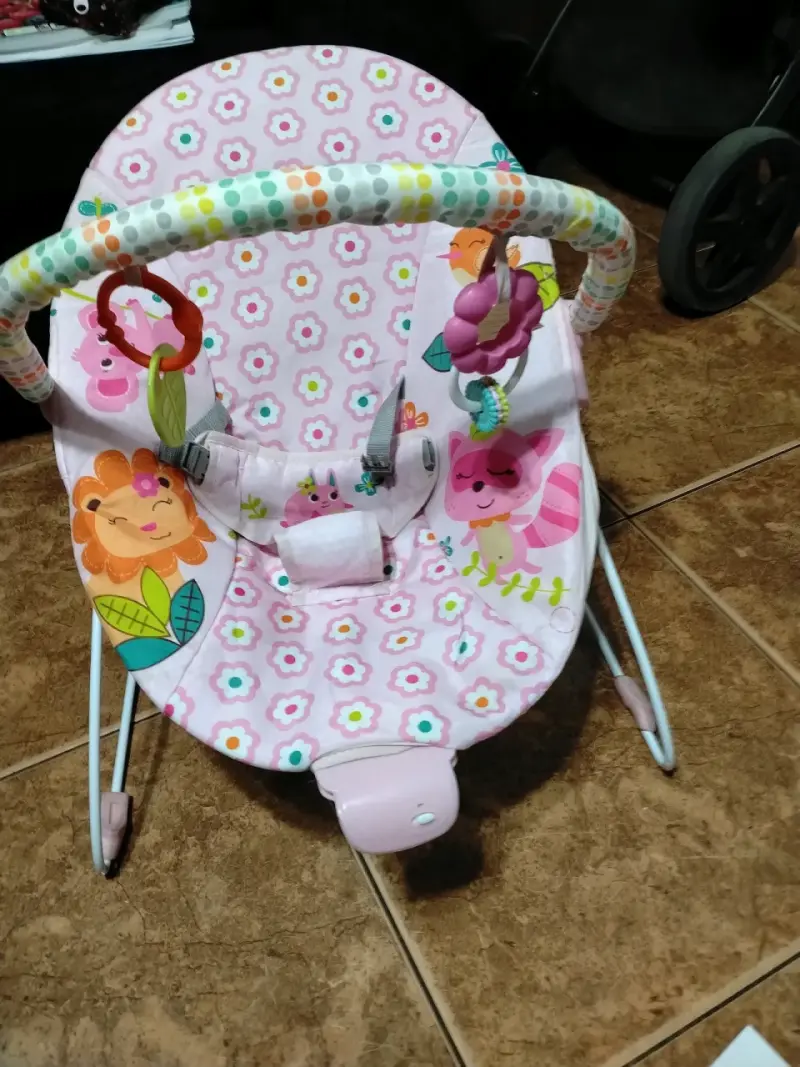 Silla mecedora para bebé