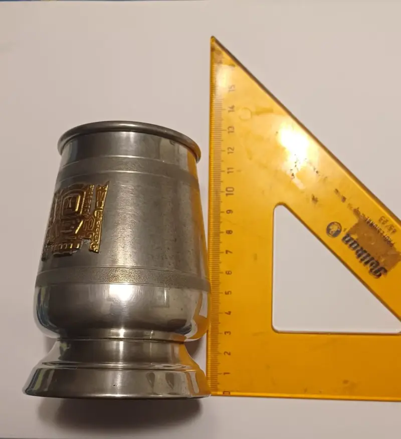 Juego de copas de metal - 3