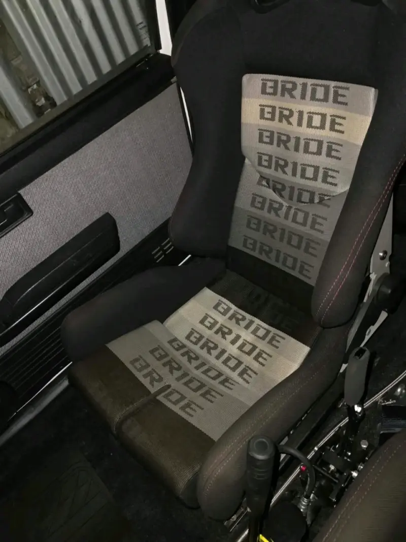 Asiento deportivo Bride negro y gris - 2