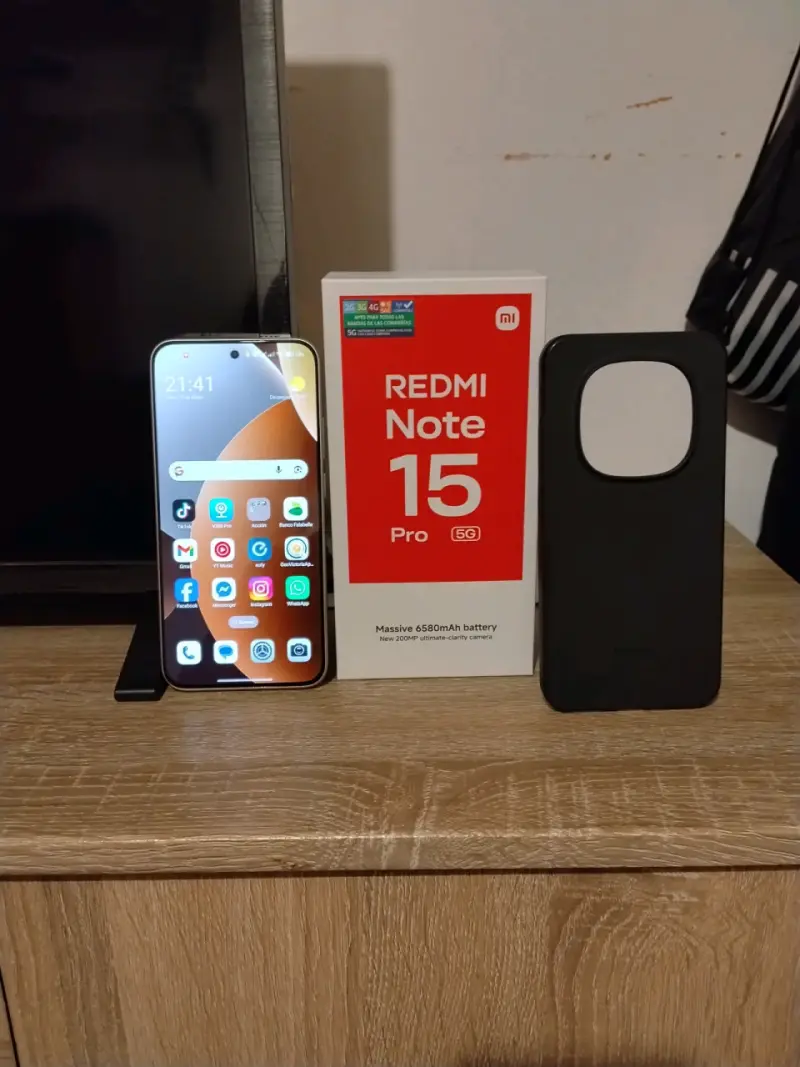 Redmi Note 15 Pro 5G con funda - 3
