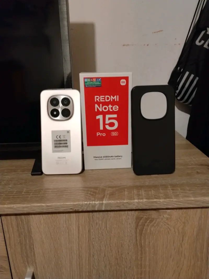 Redmi Note 15 Pro 5G con funda - 5