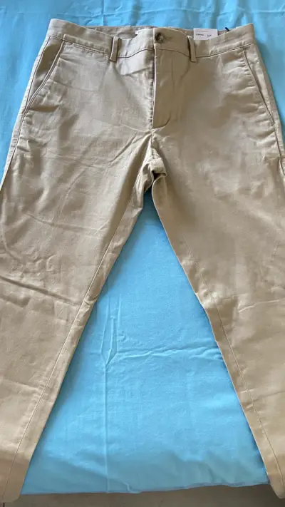 Pantalones beige de vestir Mango Men - miniatura 3