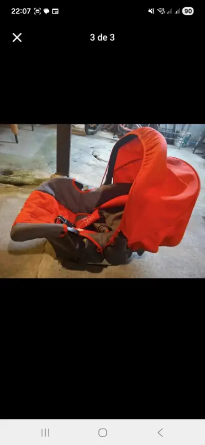 Silla de auto bebé roja - miniatura 2