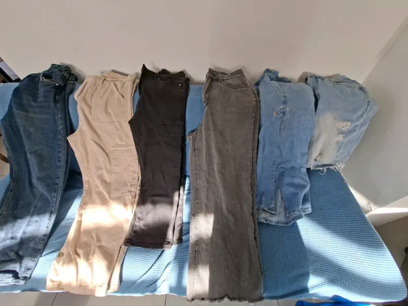 Lote de ropa femenina variada - 3