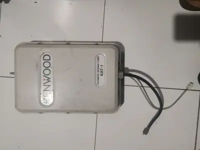 Sintonizador de antena Kenwood KAT-1 - miniatura 1