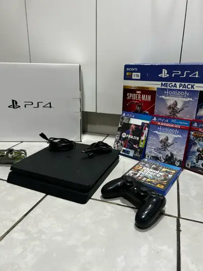 Consola PS4 con juegos incluidos - miniatura 1