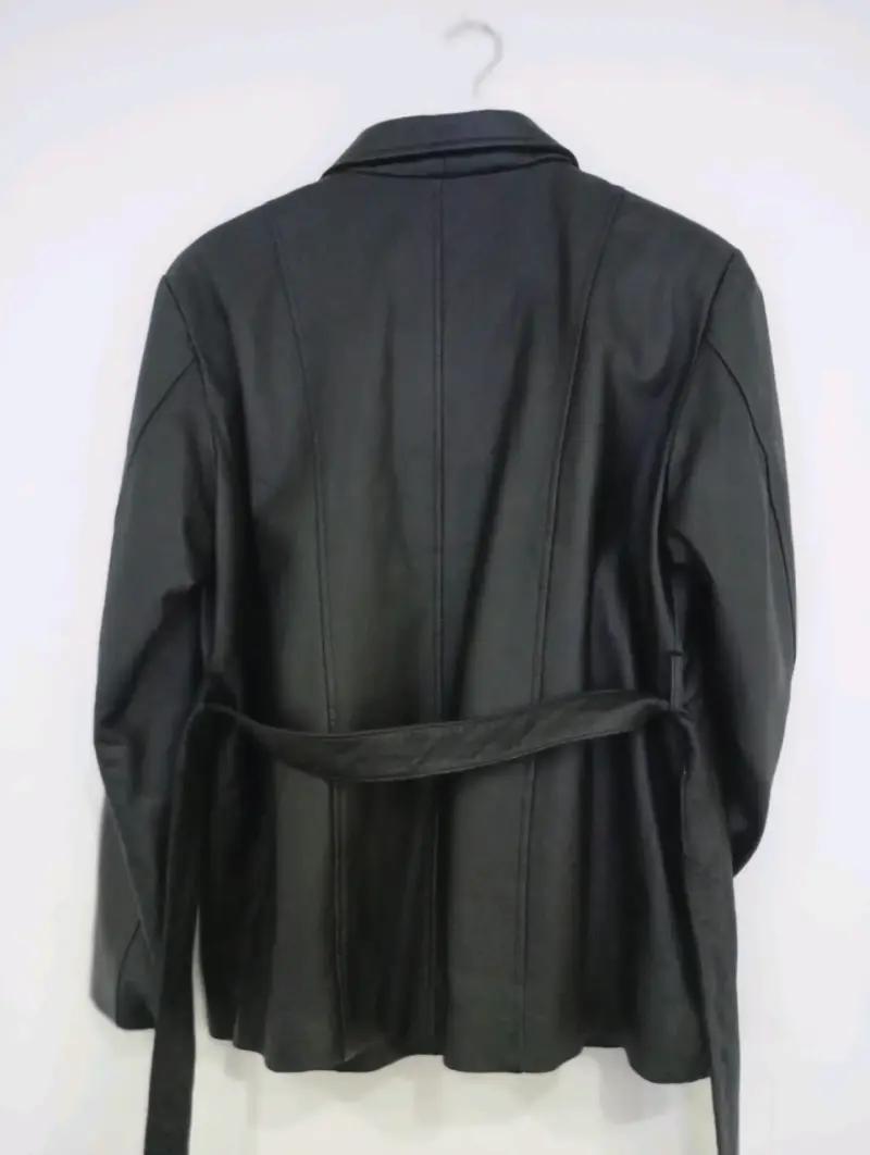 Chaqueta de cuero negra - 2