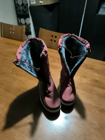 Botas de nieve rosadas - miniatura 4