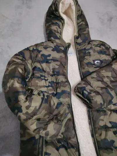 Parka camuflada con capucha - miniatura 2