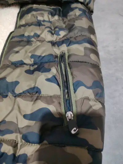 Parka camuflada con capucha - miniatura 4