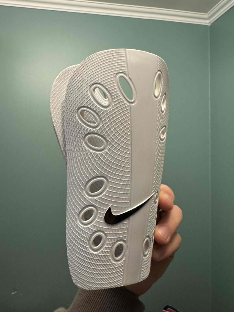 Canilleras  Nike blancas - 2