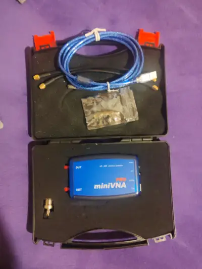 Analizador de antena miniVNA Pro - miniatura 1