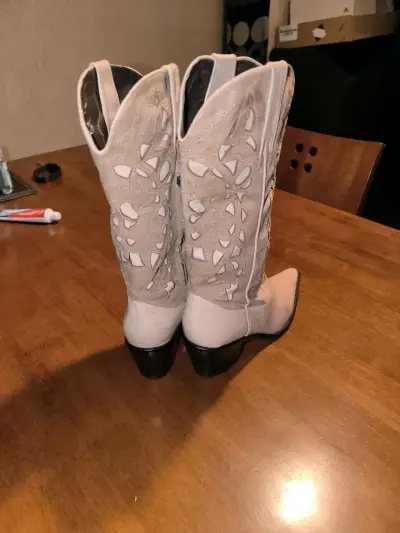 Botas vaqueras beige con diseño - miniatura 3