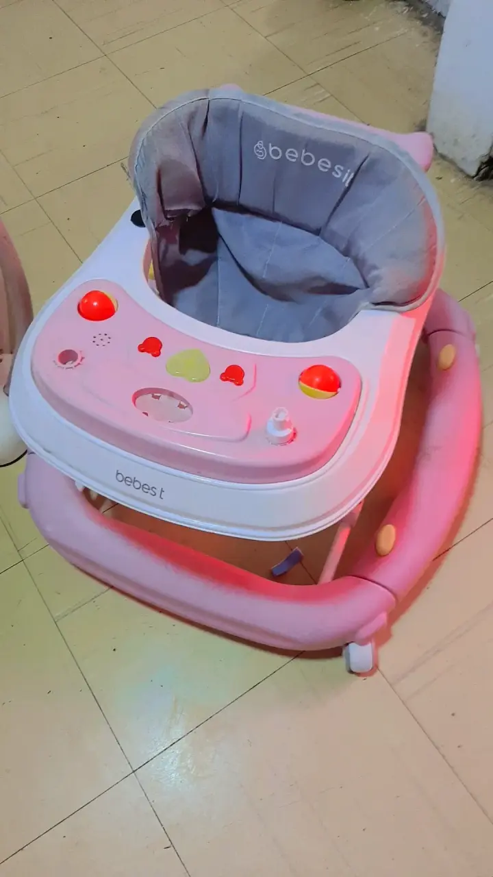 Andador de bebé Bebesit rosa
