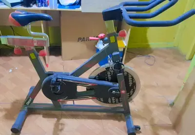 Bicicleta estática Beat - miniatura 1
