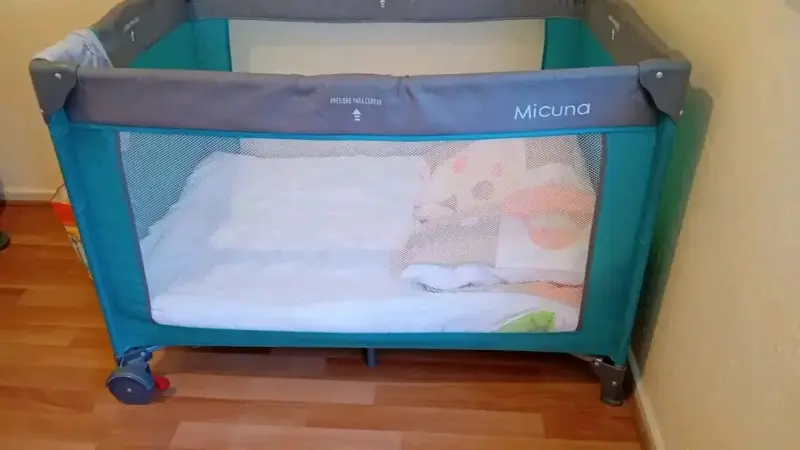 Cuna plegable Micuna verde - 1