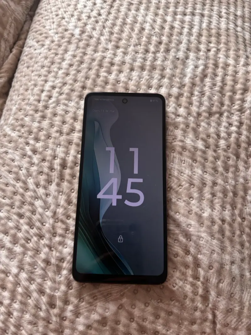 Smartphone Motorola E14 - 1