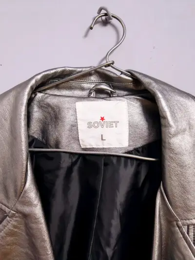 Chaqueta biker plateada - miniatura 2