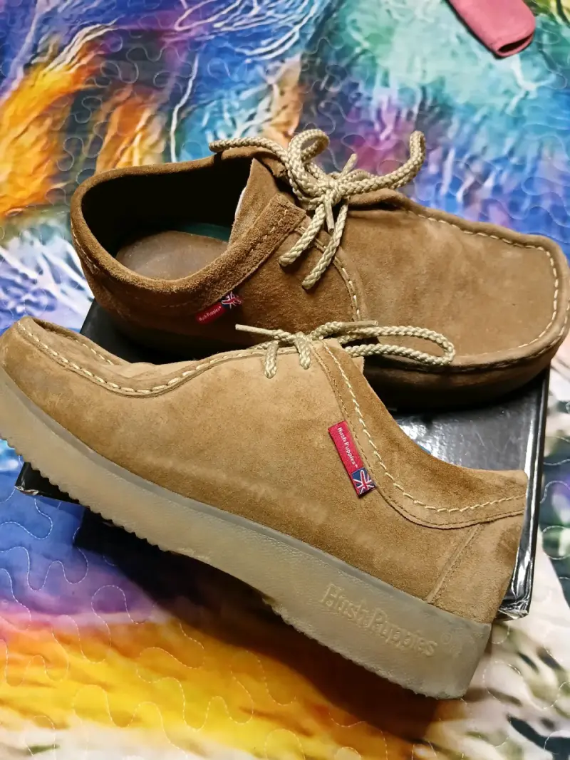 Zapatos de gamuza marrón hush Puppies - 2