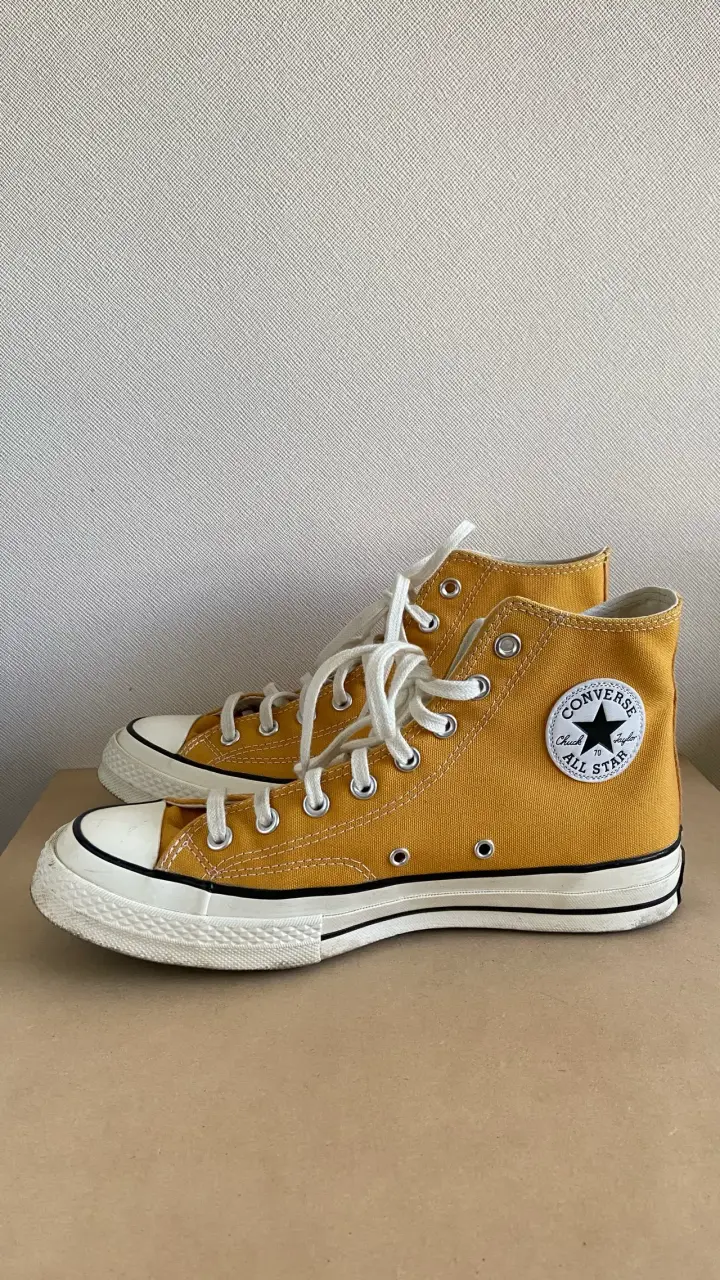 Zapatillas Converse amarillas 42 - 1