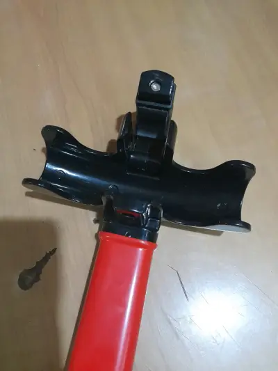 Trava volante para auto - miniatura 1