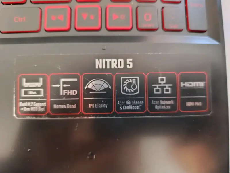 Laptop Acer Nitro 5 con teclado iluminado - 5