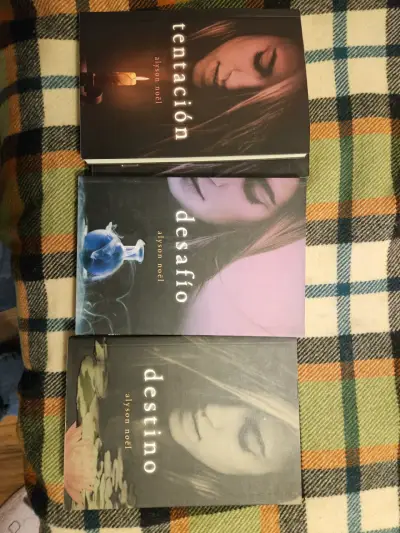 Colección libros Alyson Noël - miniatura 3
