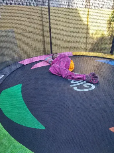 Trampolín con red de seguridad - miniatura 2