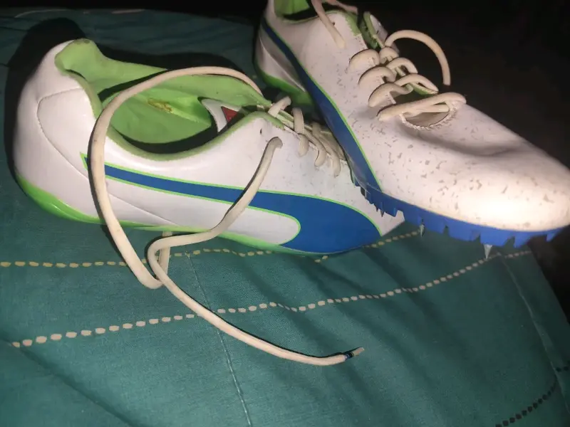 Zapatillas de clavos verdes y azules - 3