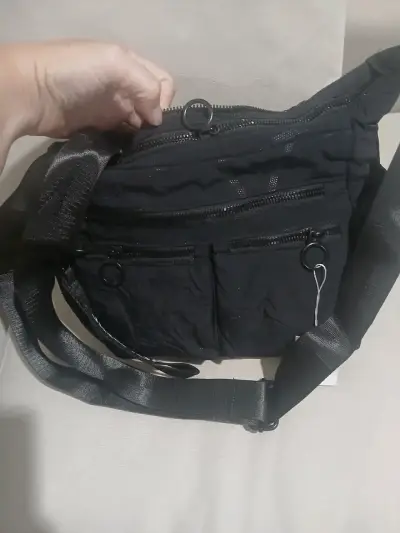 Bolso bandolera beige y negro - miniatura 3