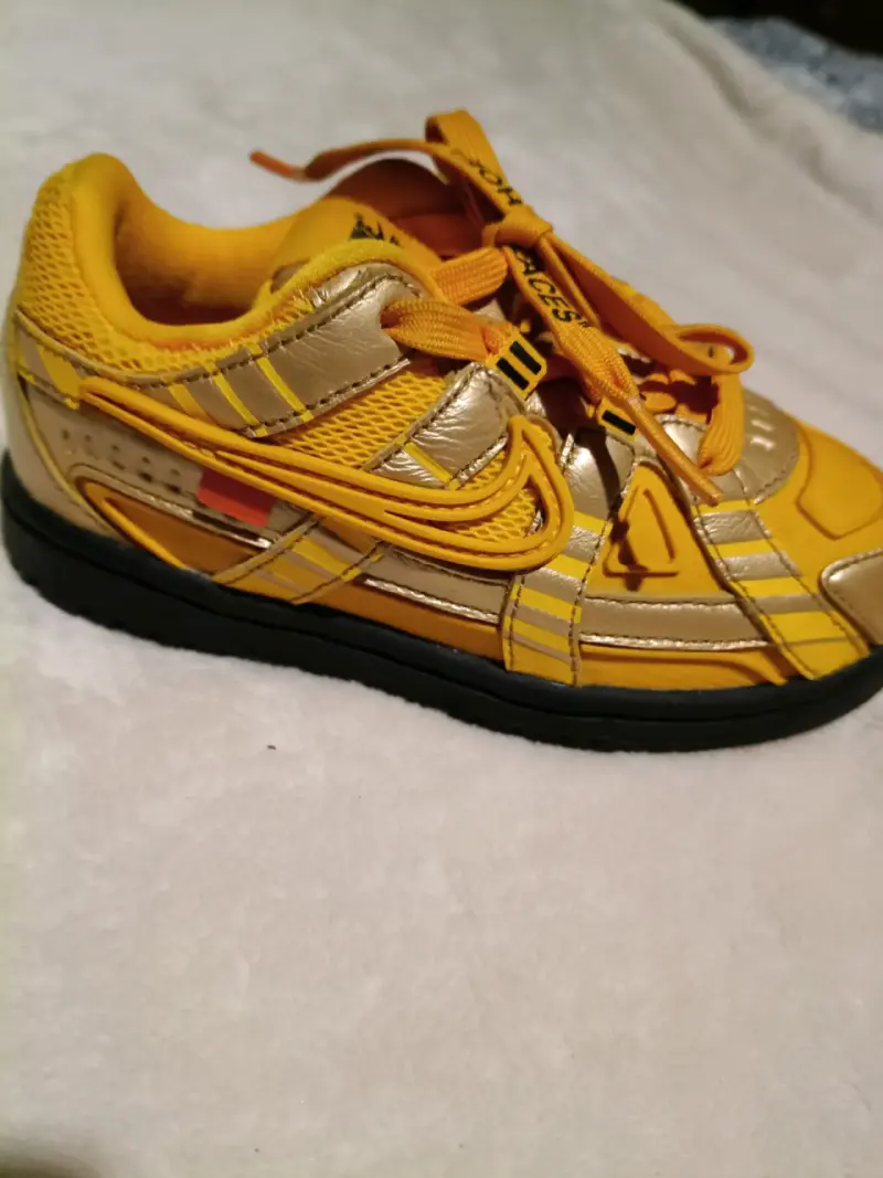 Zapatillas deportivas amarillas - 2