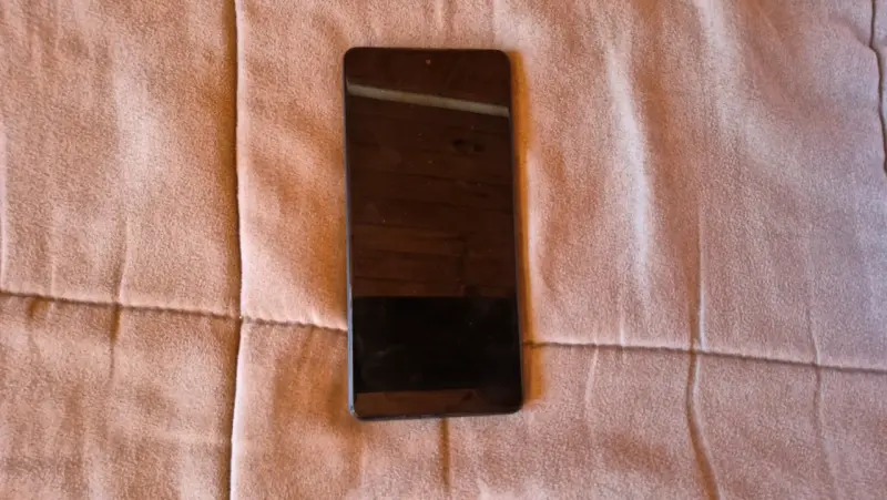Redmi Note 12 Pro+ 5g no incluye cargador - 4