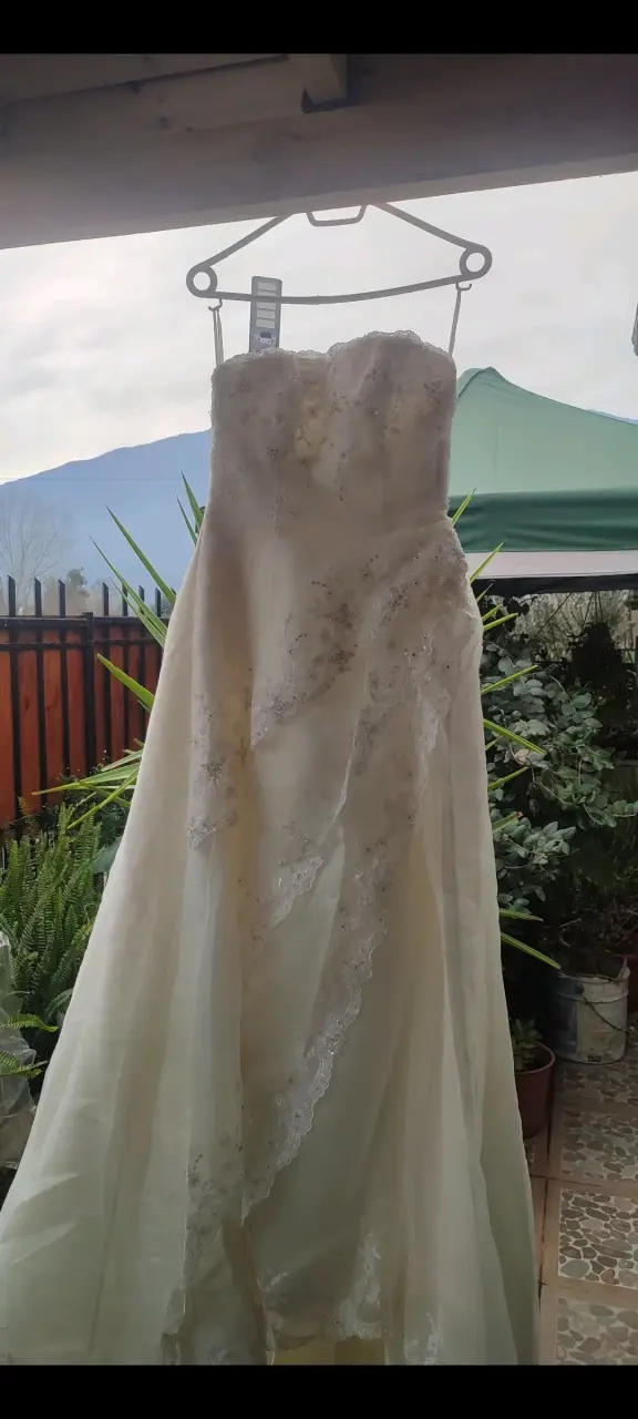 Vestido de novia blanco elegante - 2