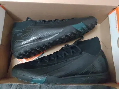 Zapatillas deportivas negras - miniatura 1