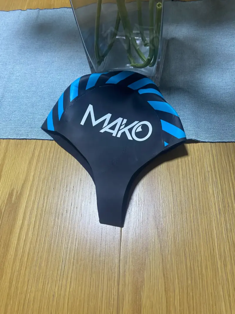 Gorro de natación para aguas abiertas Mako negro