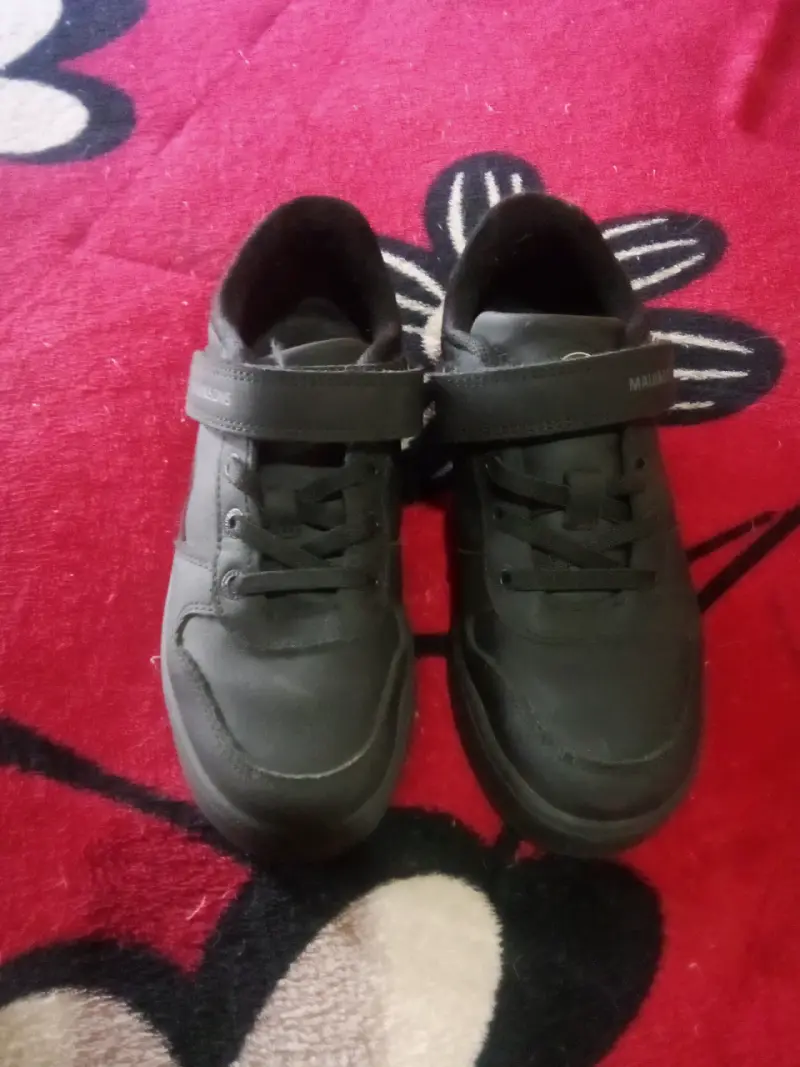 Zapatillas negras Maui & Sons - 2