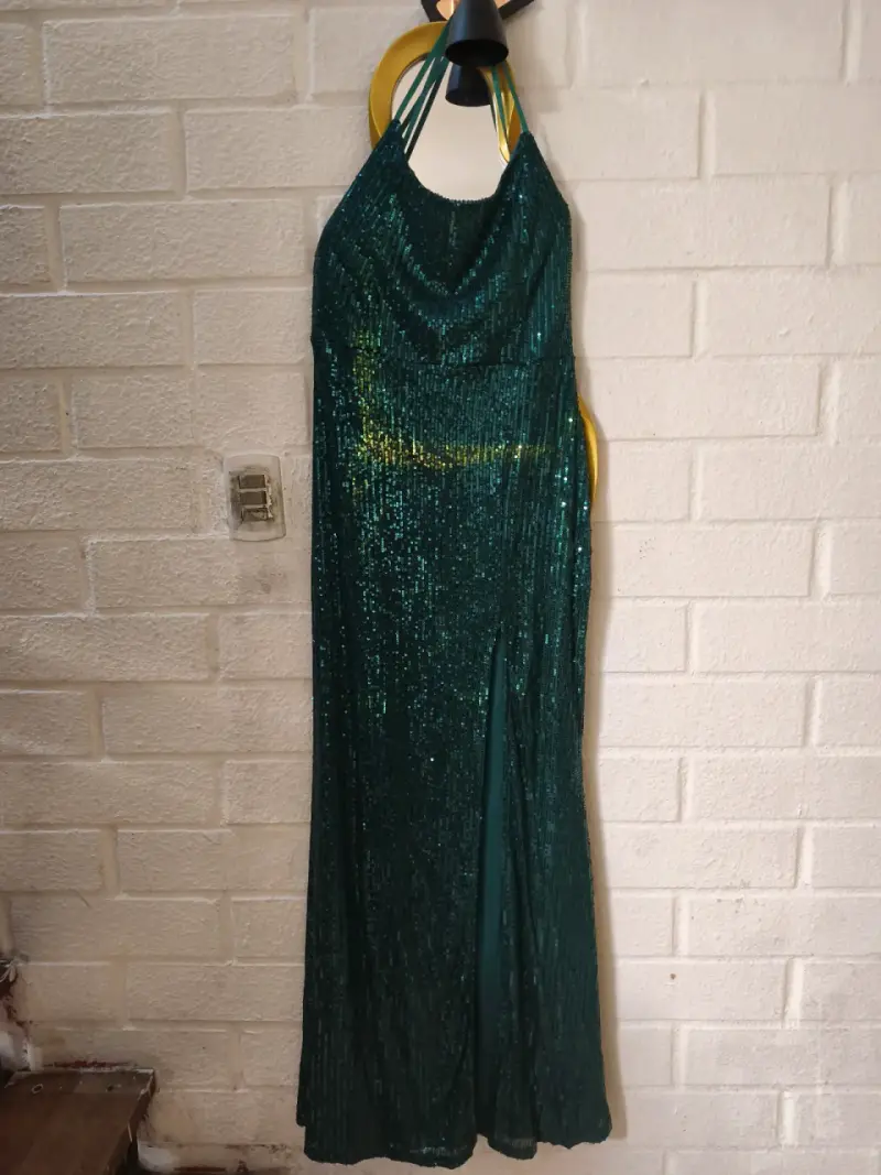 Vestido verde con lentejuelas - 3