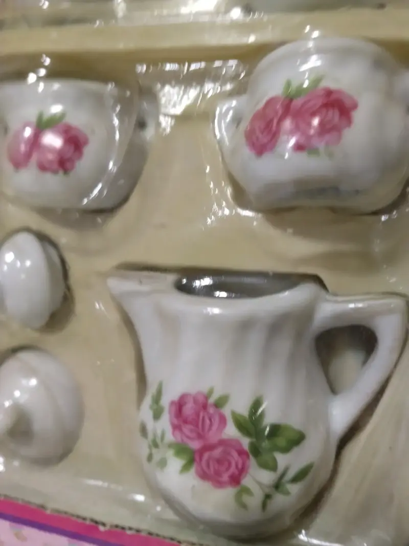Juego de té de porcelana floral - 4