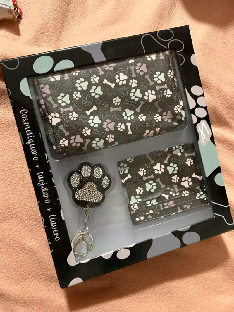 Set de estuche y tarjetero paw print