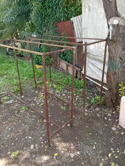 Colgadores para local de ropa - miniatura 3