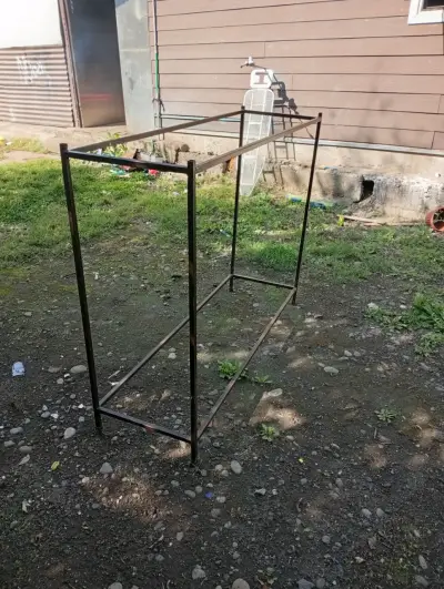 Colgadores para local de ropa - miniatura 4