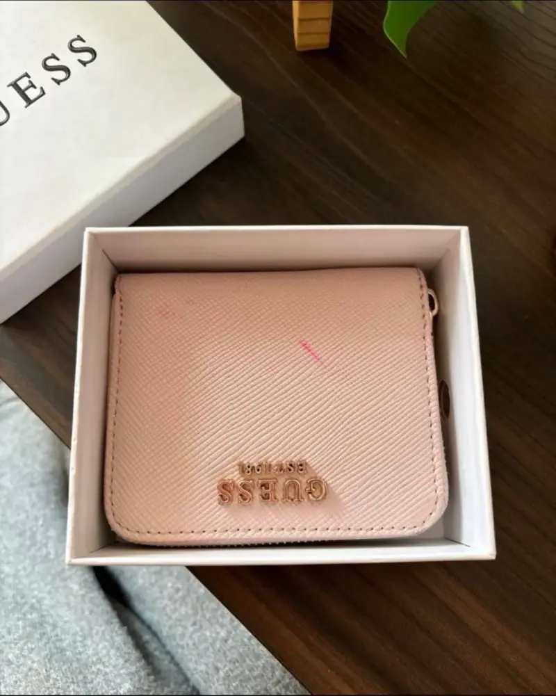 Billetera Guess rosa - 6