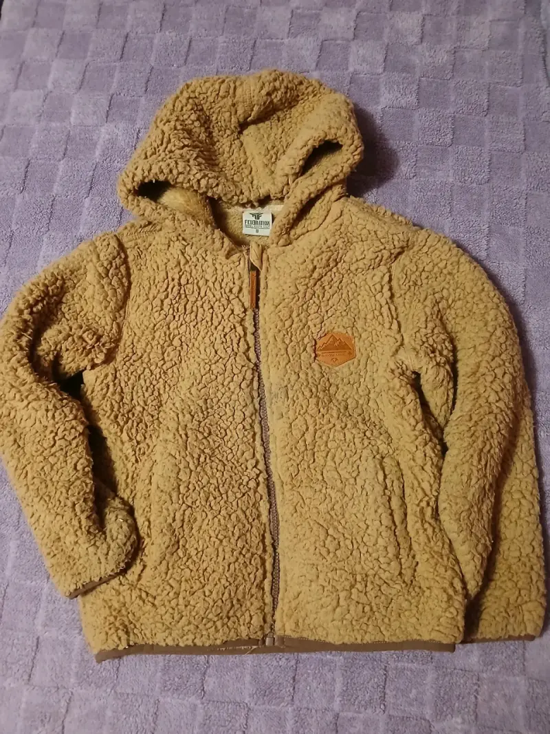 Chaqueta de lana con capucha - 1