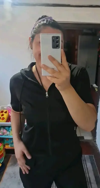 Ropa de mujer - miniatura 2