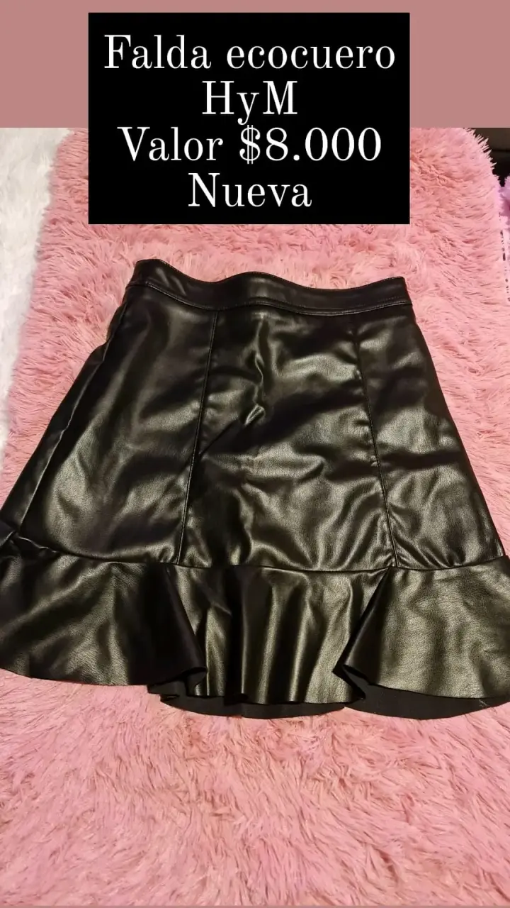 Falda negra ecocuero HyM nueva
